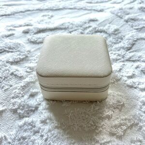 Elegant Travel Jewelry Box